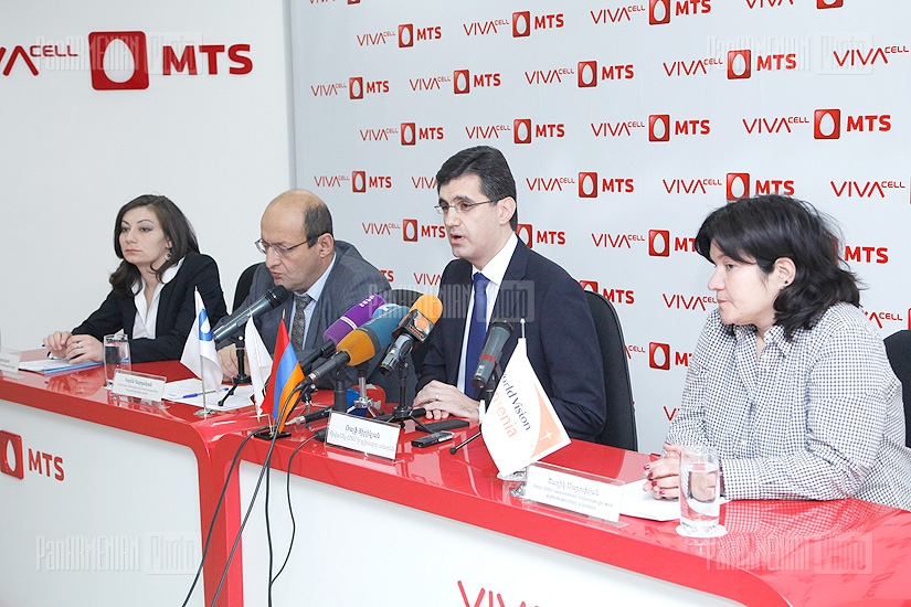 Press Conference on Robotic Construction begins at school in the main office of VivaCell-MTS