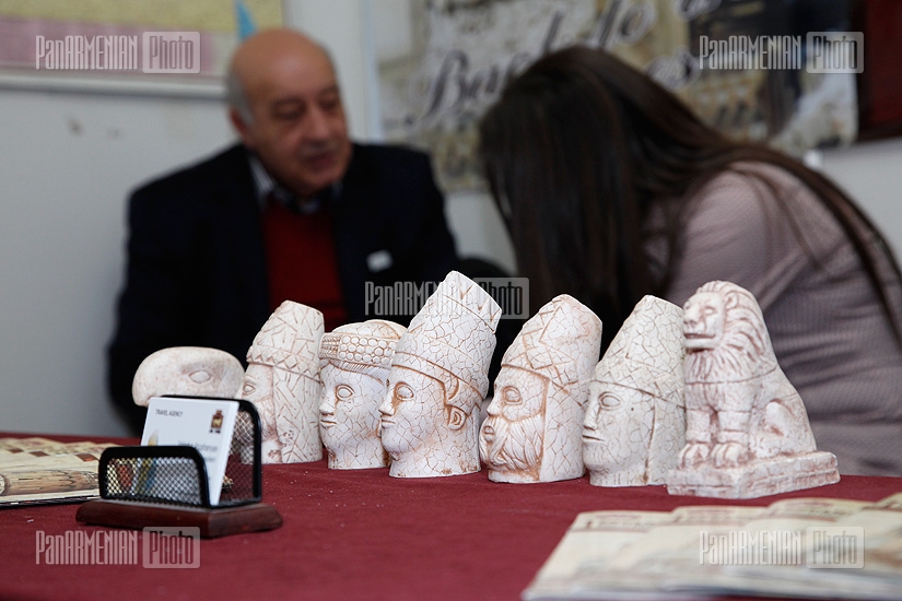 Expo with participation of Mekhak Apresyan and Felicitas Wressnig