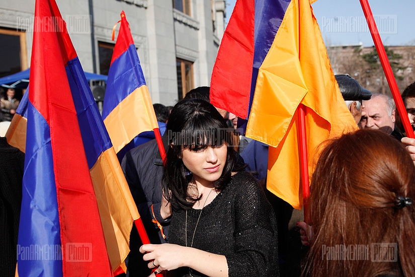 Raffi Hovannisian's rally in Freedom Square