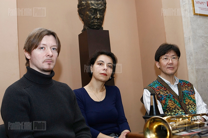 Press conference of trumpeter Sergei Nakariakov, pianist Maria Meerovitch and conductor Jong Viktorin Yun
