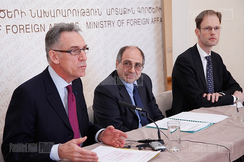 Press conference announcing the launch of Francophone days in Armenia