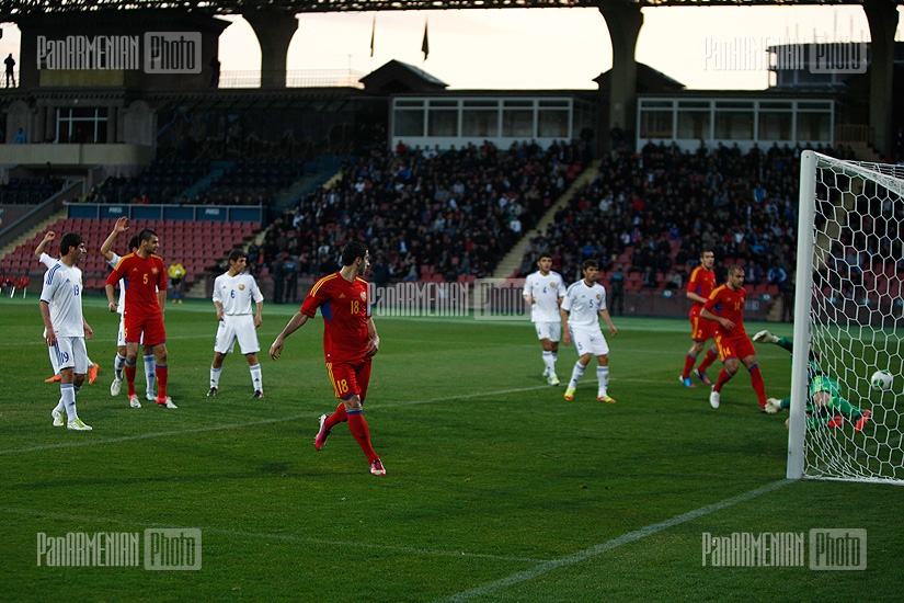 Armenian national football team played a friendly match with the country’s junior team