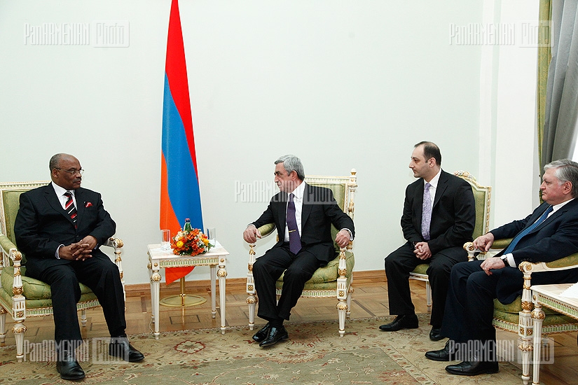 RA president Serzh Sargsyan  received Zambia's ambassador to Armenia Frederick Shumba Hapunda