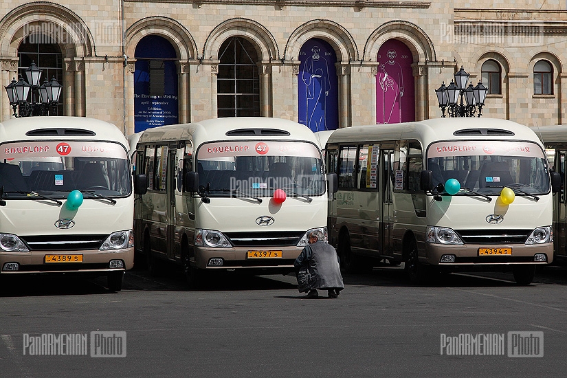 В Ереване новые автобусы были введены в эксплуатацию