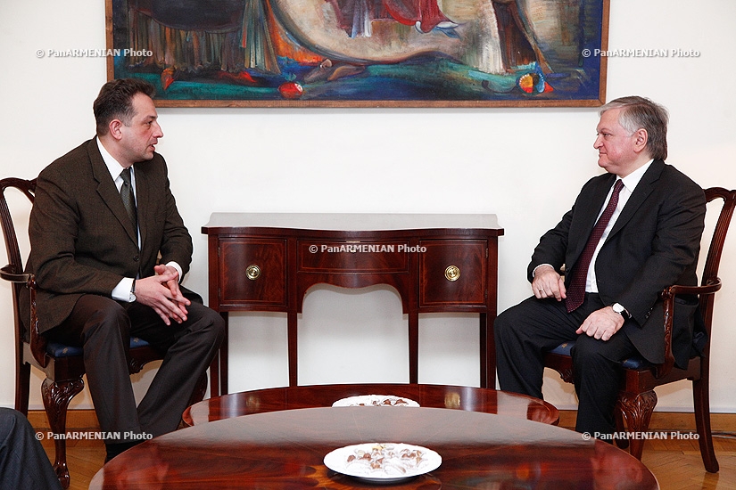 Armenian acting Foreign Minister Edward Nalbandyan receives  Deputy Foreign Minister of Ukraine Andrew Olefirov