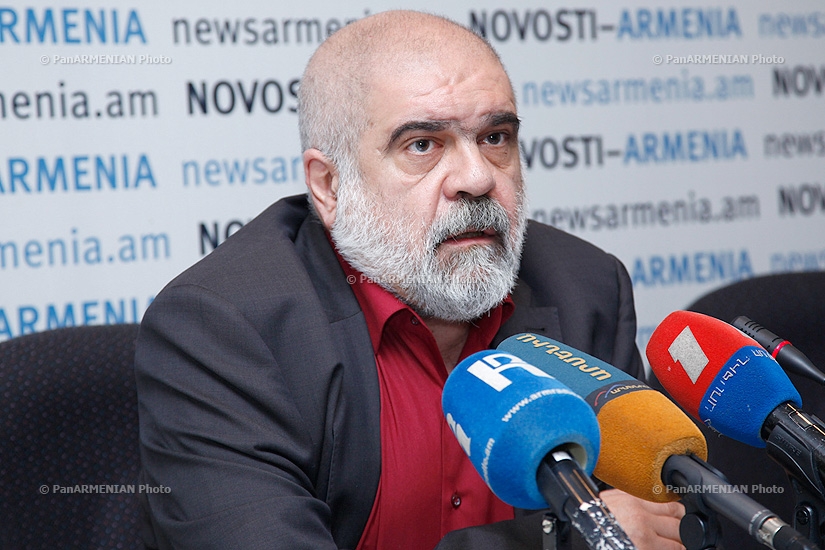 Press conference of Alexandr Iskandaryan