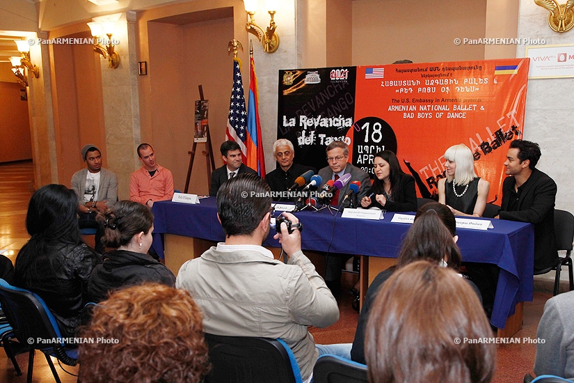 Совместная пресс-конференция танцевального коллектива «Bad Boys of Dance» и Армянкого национального балета