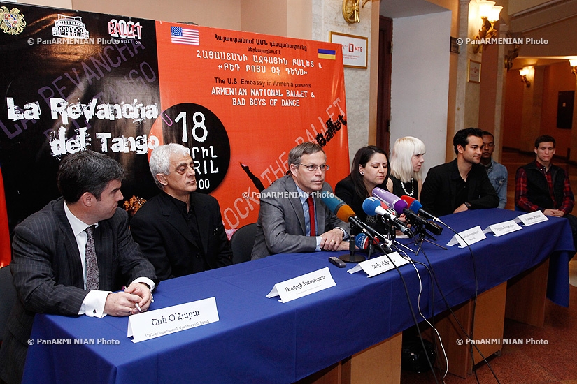 Совместная пресс-конференция танцевального коллектива «Bad Boys of Dance» и Армянкого национального балета