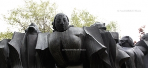 То, что осталось от памятника Тиграна Арзуманяна 