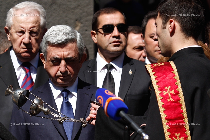 Commemoration ceremony of Genocide victims at Armenian Genocide Memorial