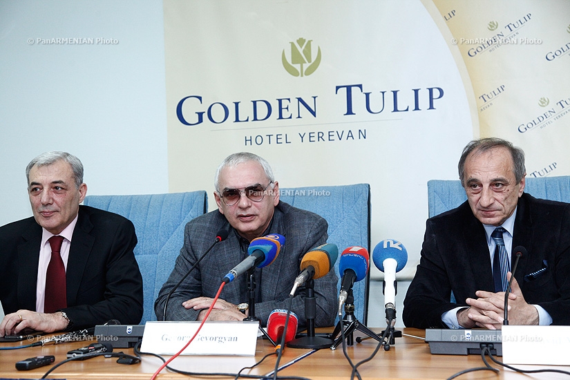 Press conference of Karen Shakhnazarov, David Muradyan and Gevorg Gevorgyants, guests of  “Hayak” National Film Awards 2013 