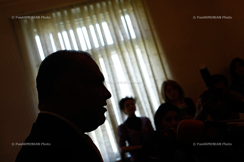 Пресс-конференция лидера паертии «Наследие» Раффи Ованнисяна