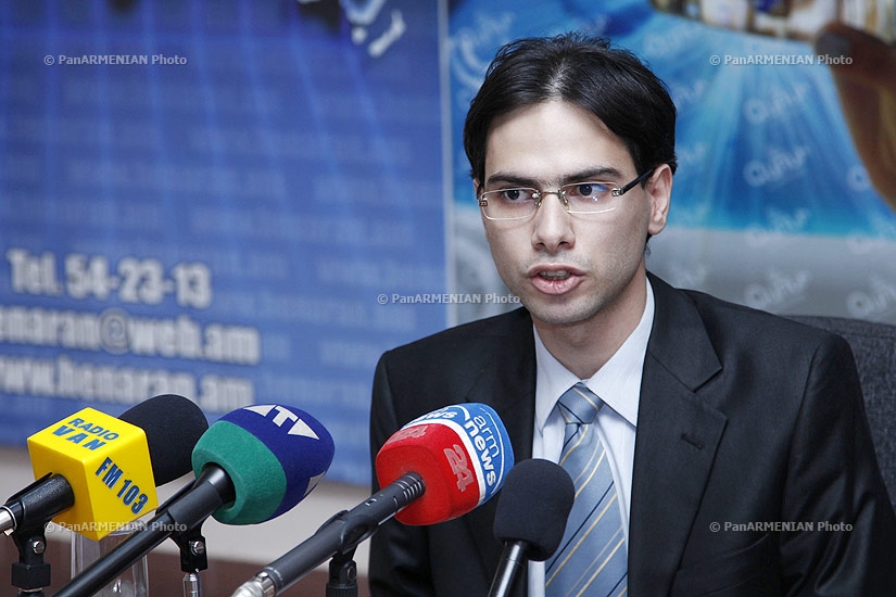 Президент ОО «Центр избирательных систем» Ваграм Варданян представил итоги исследования избирательного процесса