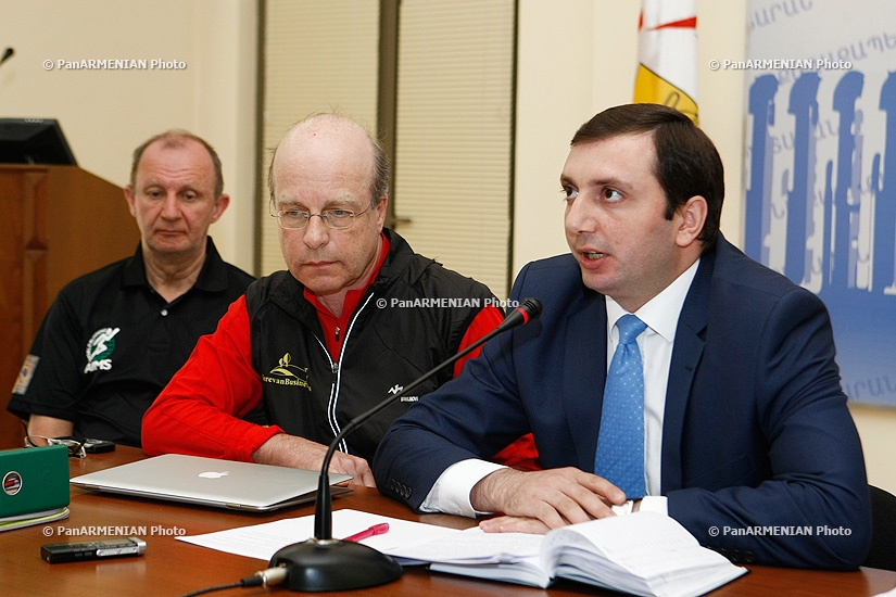 Presentation Yerevan Business Run 2013 contest's programm