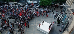 «Հայ Յեղափոխական Դաշնակցություն» կուսակցության հանրահավաքը Ազնավուրի հրապարակում