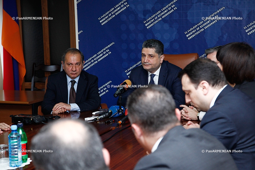  RA Prime Minister Tigran Sargsyan introduced the new Minister of Economy of Armenia Vahram Avanesyan