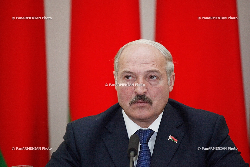 Briefing of Armenian President Serzh Sargsyan and Belarusian leader Alexander Lukashenko