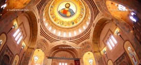 Церемония освящения новопостроенной церкви Св. Иоанна Крестителя Котайкской епархии в городе Абовян