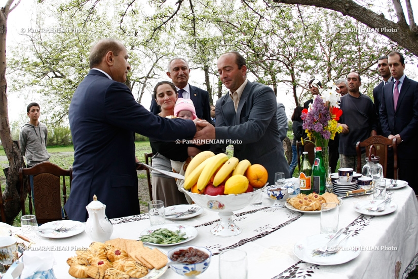 President of the National Assembly Hovik Abrahamyan met with  needy families of Aragatsotn Province