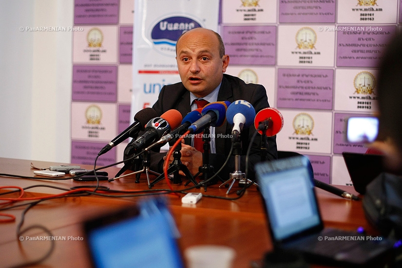 Press conference of Heritage Party's general secretary Stepan Safaryan