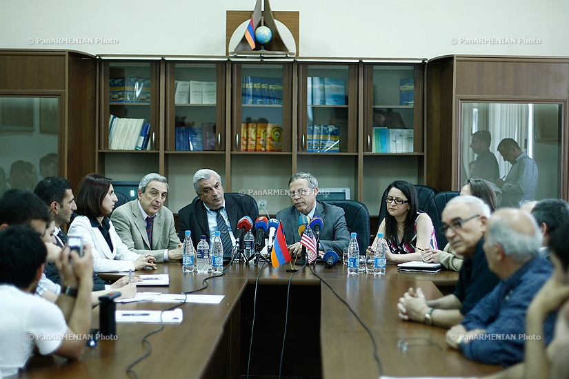 В Государственном инженерном университете Армении стартовал семинар по ядерной энергии, организованный под эгидой США