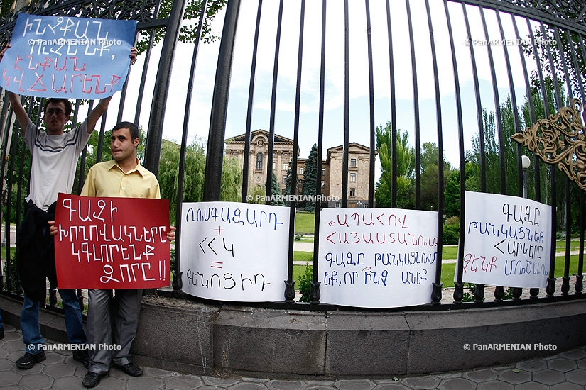 Protest against gas price hike in front of Armenian National Assembly