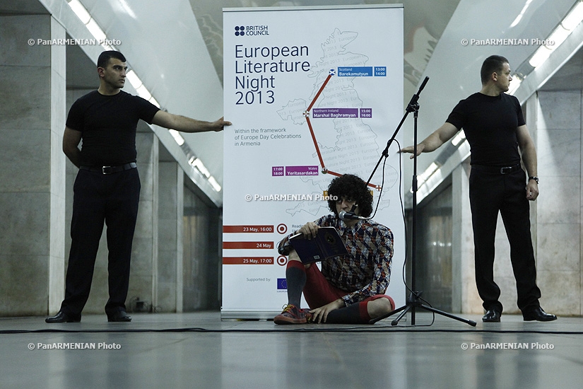 Arsen Grigoyan read  out Northern Ireland's writers' works at M. Baghramyan station