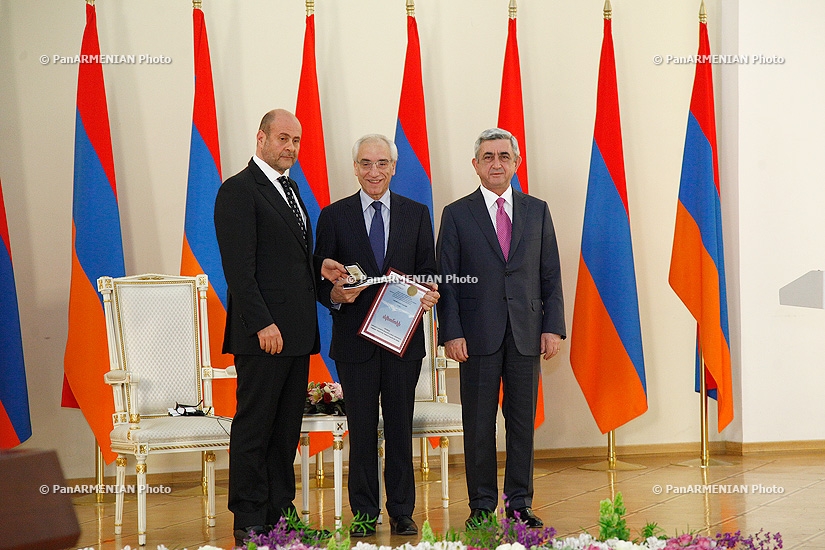Состоялась церемония вручения премии президента Армении-2012