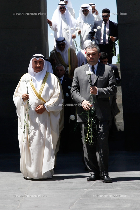 Делегация Кувейта, возглавляемая президентом Национального собрания, посетила Цицернакаберд