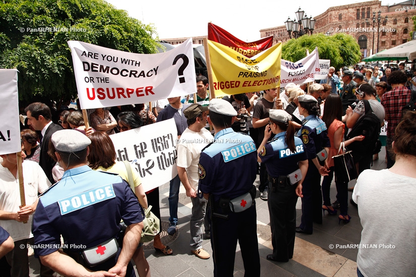 ANC youth union stages protest outside Armenia Marriott Hotel 