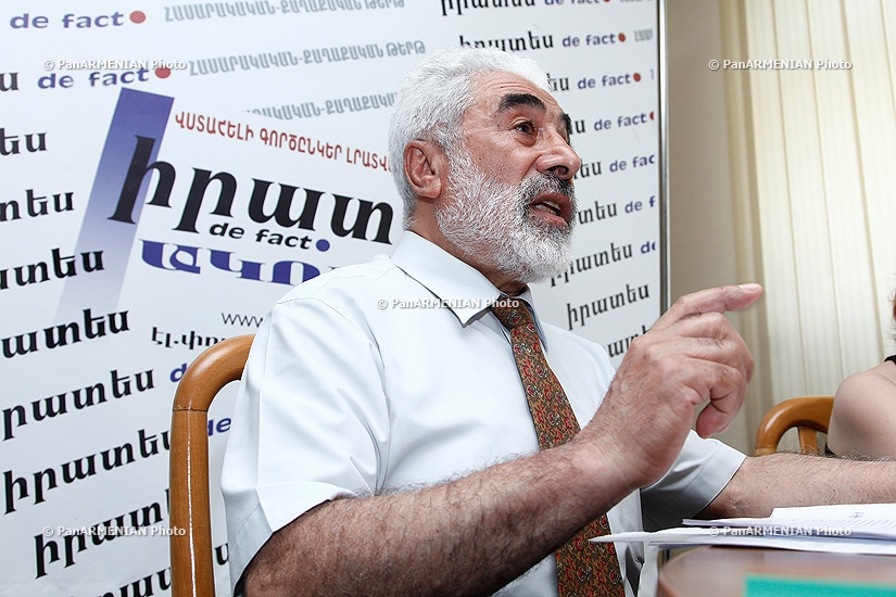 Press conference of the head of the union Christians Against People's Numeration public organization Khachik Stamoltsyan 