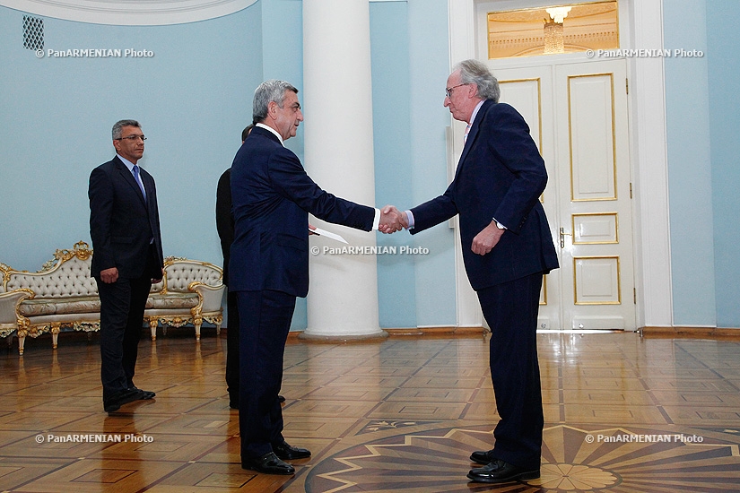 Newly appointed Spain’s Ambassador to Armenia (residence in Moscow) Jose Ignacio Carbajal Garate  presented his credentials to RA President Serzh Sargsyan