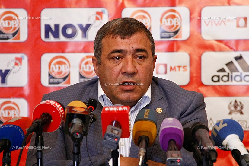 Пресс-конференция главы Федерации Футбола Армении Рубена Айрапетяна