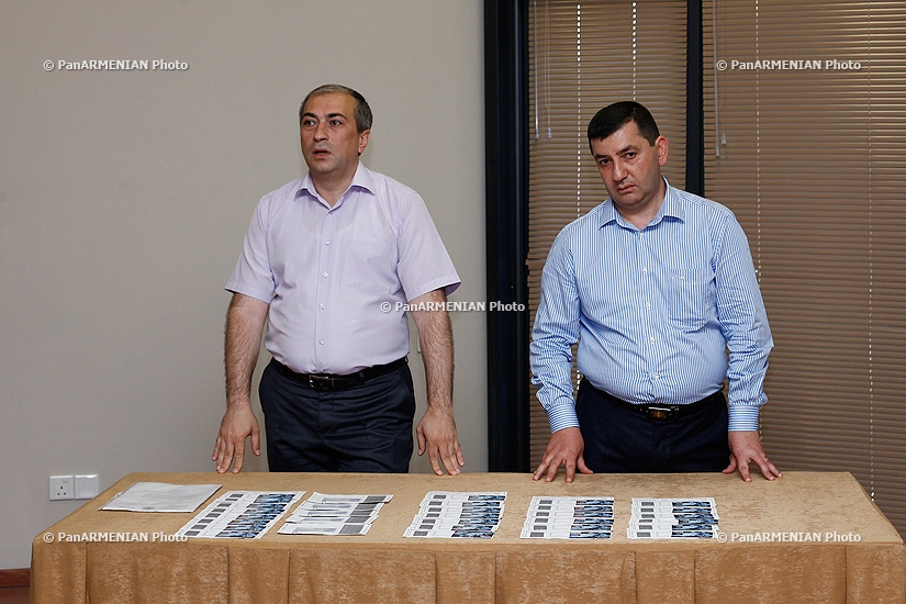Благотворительный фонд «Ташир» вручил денежные премии выпускникам детских домов Армении