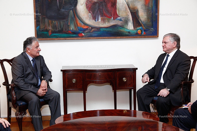 Министр иностранных дел РА Эдвард Налбандян принял новоназначенного посла Ирака в Армении Кази Тайер Халеда