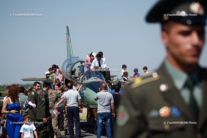Demonstration of weapons and flights, devoted to the Day of Aviation in Armenia