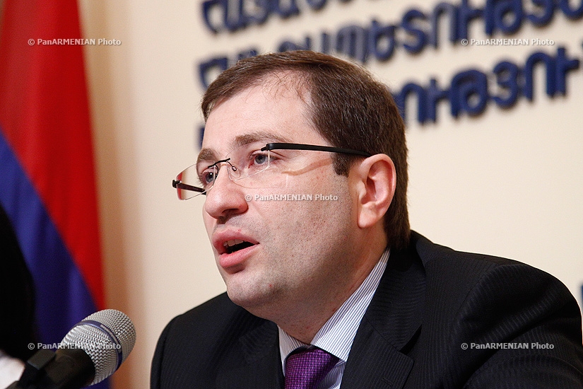 Пресс-конференция министра финансов Армении Давида Саргсяна, посвященная отчету Контрольной палаты