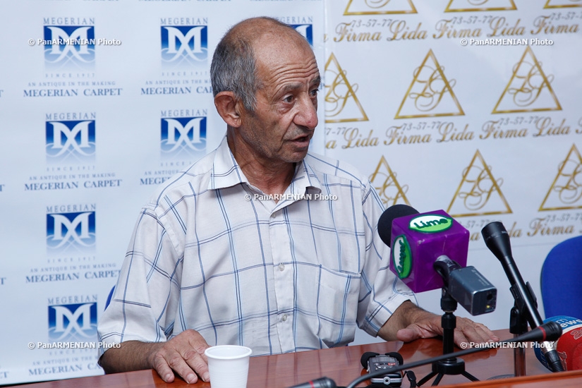 Press conference of ropewalker Valdimir Hakobyan