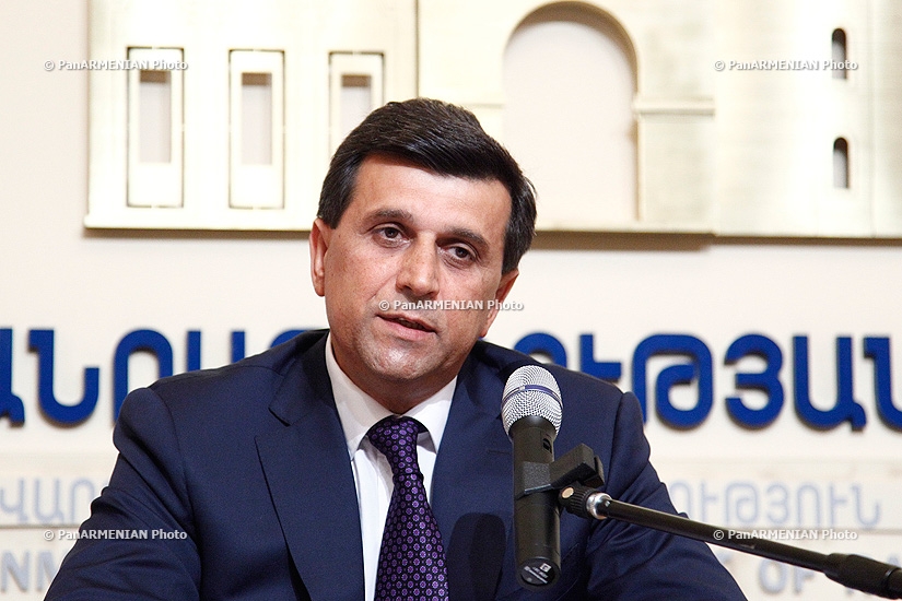 Пресс-конференция министра МЧС Армении Армена Ерицяна, посвященная отчету Контрольной палаты