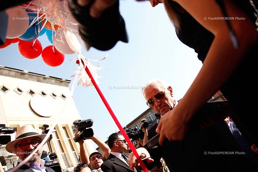 Opening of Charles Aznavour’s star takes place on Charles Aznavour Square in Yerevan