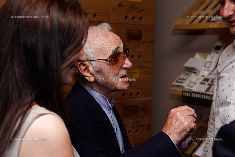 Charles Aznavour signed in the cigar salone of MEZZO Club