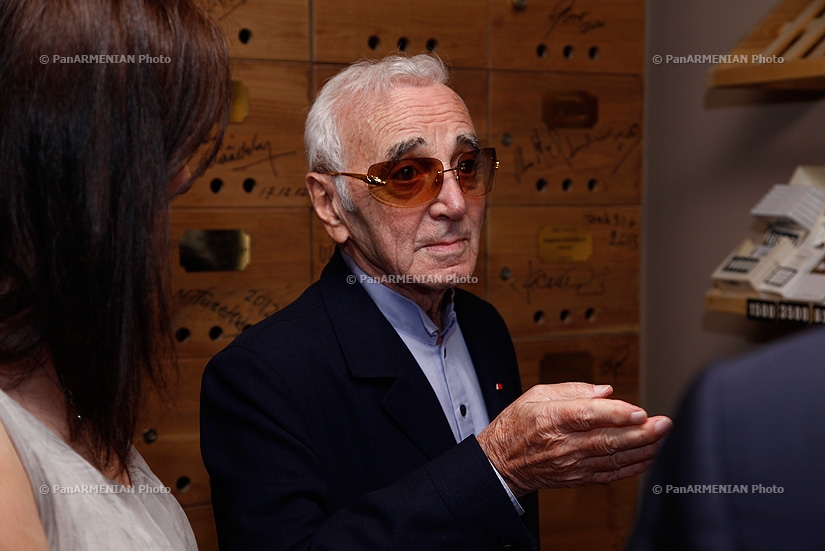 Charles Aznavour signed in the cigar salone of MEZZO Club