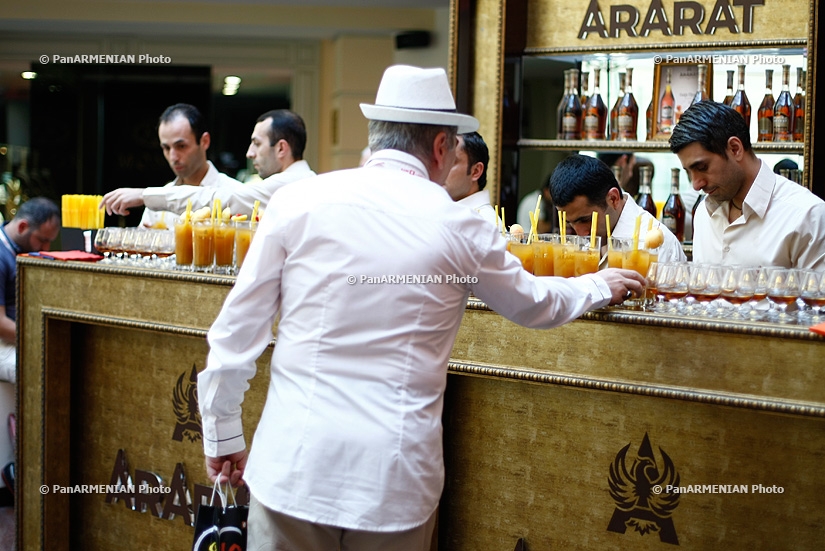  Press-cocktail of Golden Apricot 10th film festival
