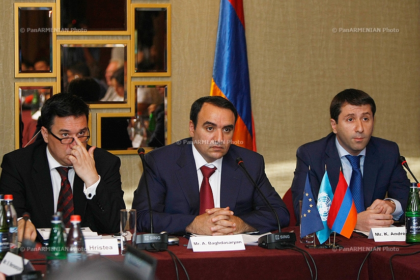 Մարդու իրավունքների միջգերատեսչական հանձնաժողովի անդրանիկ նիստը