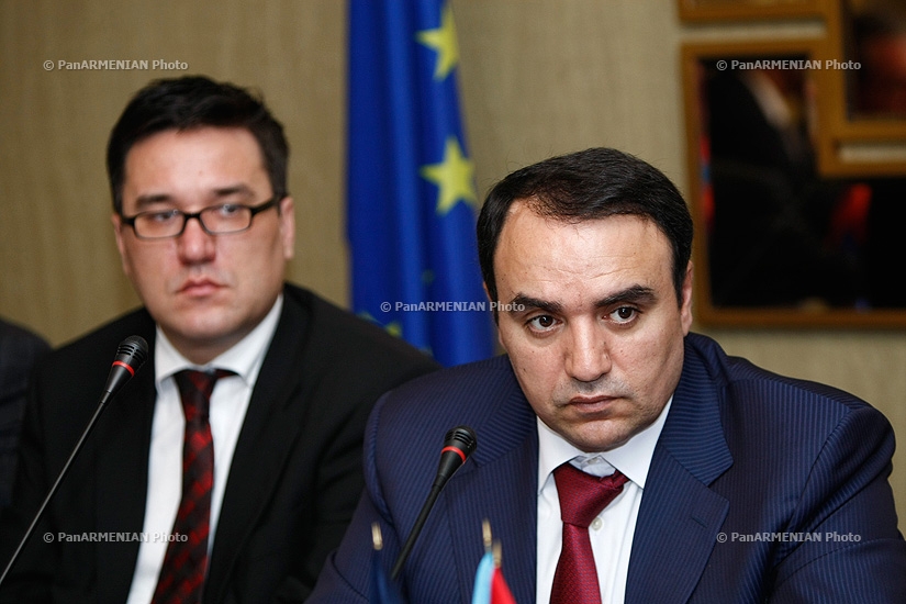 Մարդու իրավունքների միջգերատեսչական հանձնաժողովի անդրանիկ նիստը