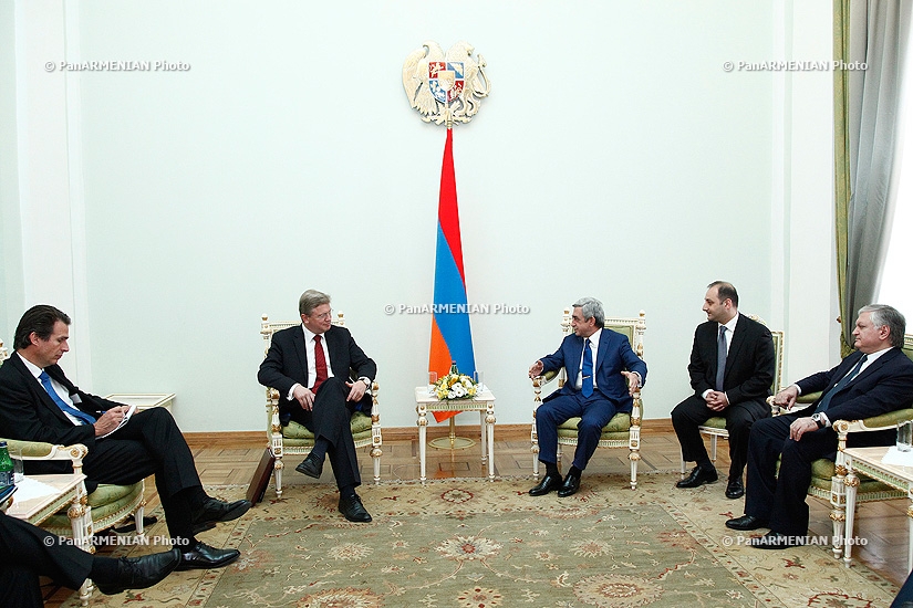 Президент Армении Серж Саргсян принял комиссара ЕС по вопросам расширения и европейской политики соседства Штефана Фюле