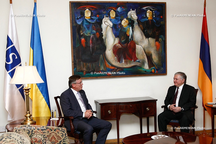 Министр иностранных дел РА Эдвард Налбандян принял председателя ОБСЕ, министра иностранных дел Украины Леонида Кожару