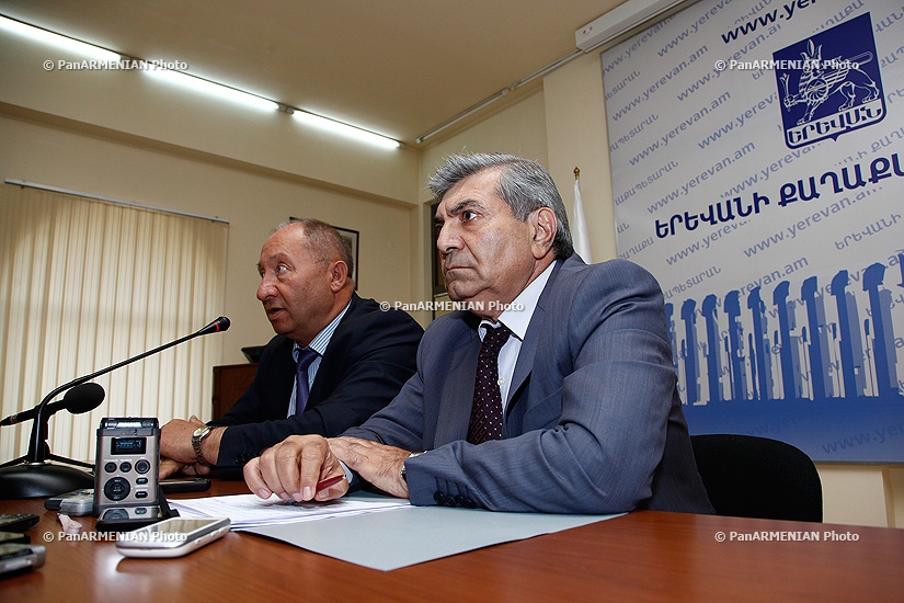Пресс-конференция по вопросам, связанным с изменением цен на общественный транспорт в Ереване