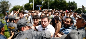 Protest in front the Yerevan City Hall: