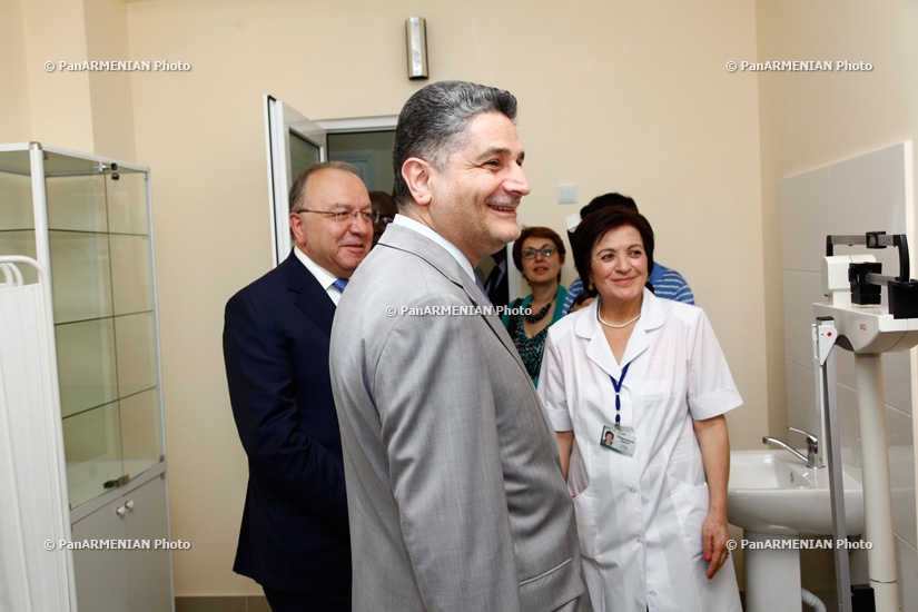 Премьер-министр Армении Тигран Саркисян принял участие в открытии поликлиники в Армавирской области